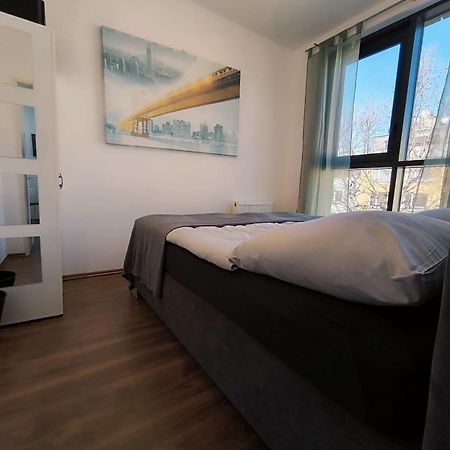 Pretty Apartment Next To Metro Station Wien Exterior foto