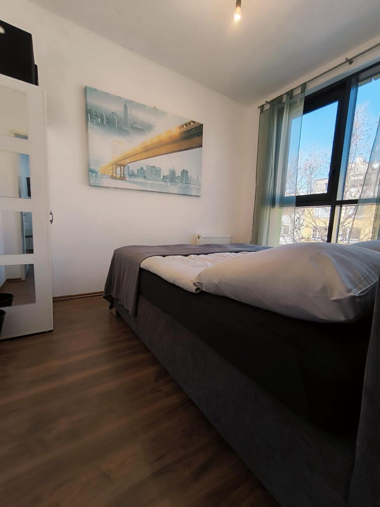 Pretty Apartment Next To Metro Station Wien Exterior foto