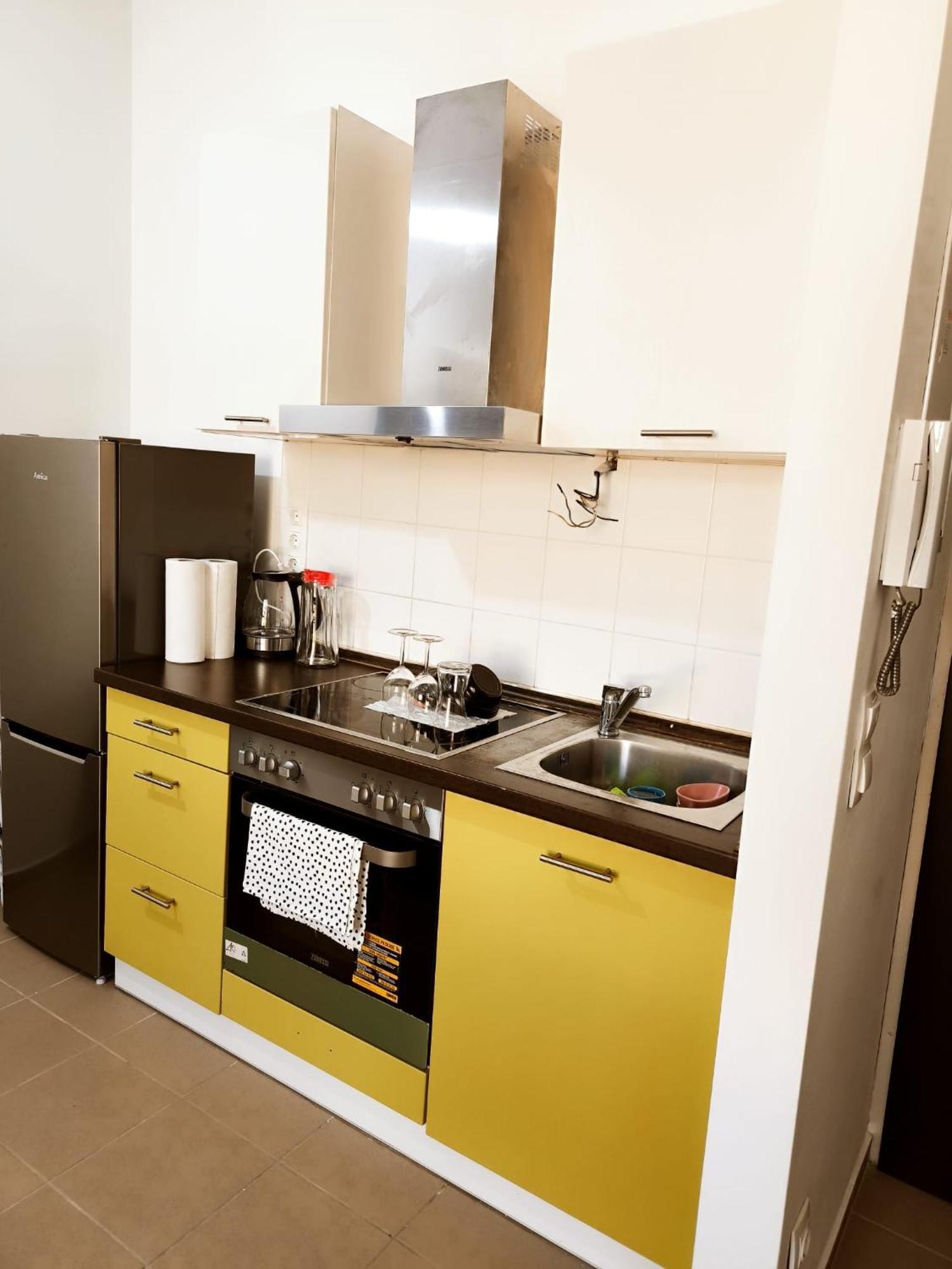 Pretty Apartment Next To Metro Station Wien Exterior foto